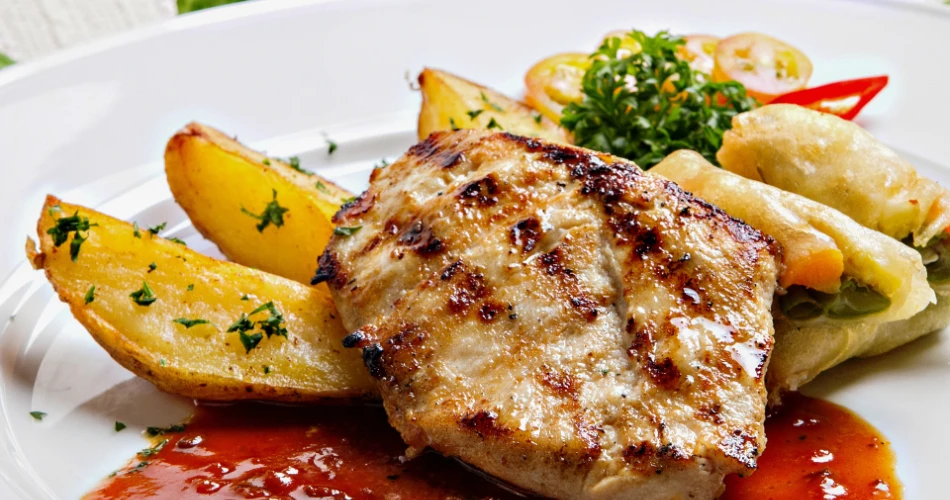 10 Places Where Locals Love to Eat in Galveston